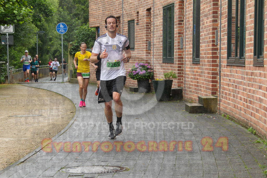 240622_1144_EV4_1577 | Sportfotografie im Rhein-Sieg Kreis, Köln, Bonn, NRW, Rheinland Pfalz, Hessen, etc. Unser Tätigkeitsfeld umfasst den Laufsport vom Volkslauf über den Marathon, Duathlon, Triathon bis zum Ultralauf wie Kölnpfad Ultra oder Schindertrail.