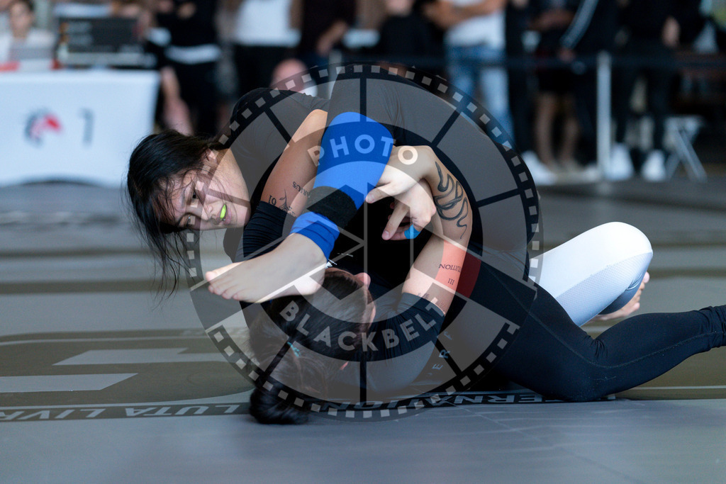 20240608PBB00819 | Fighters compete during the ILLCS VII summer edition luta livre competition in Hannover, Germany, on June 8, 2024.