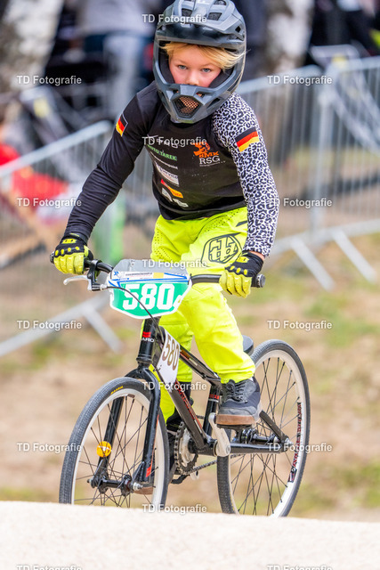 BayBMX2026-05379 | Fotogalerie von Thomas Dettweiler mit Eventbildern und lizenzfreien Fotos. Perfekt als Wandbild, für Büro, Website oder private Nutzung. - Realisiert mit Pictrs.com