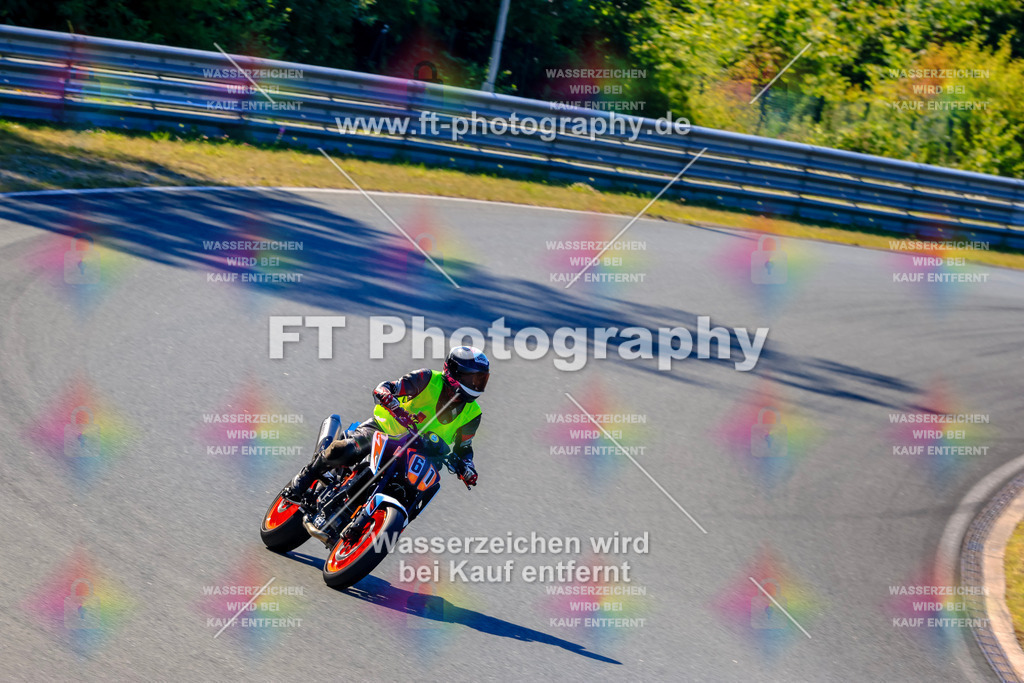 _TCM5586 | Hier findet Ihr Bilder von Touristenfahrten auf der Nürburgring Nordschleife oder von anderen Veranstaltungen die ich besucht habe. Viel Spass beim Durch Schauen 