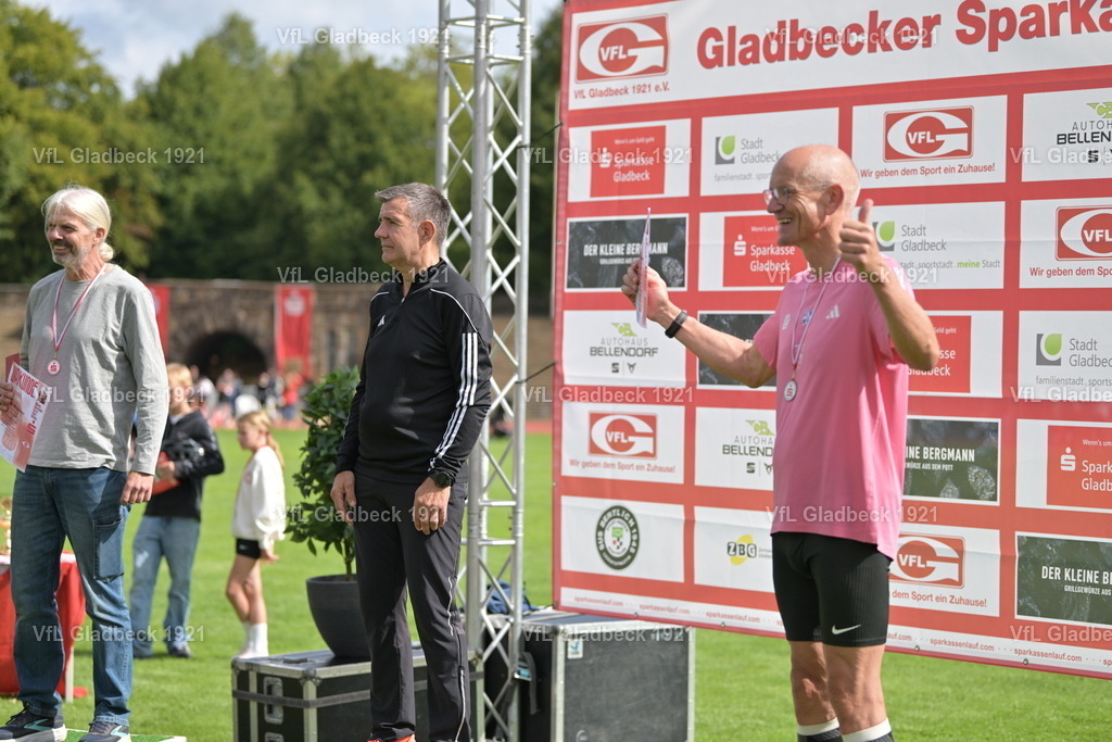 2026-08-23_Sparkassenlauf_Siegerehr_KH_00033 | Die Fotografen - Realisiert mit Pictrs.com