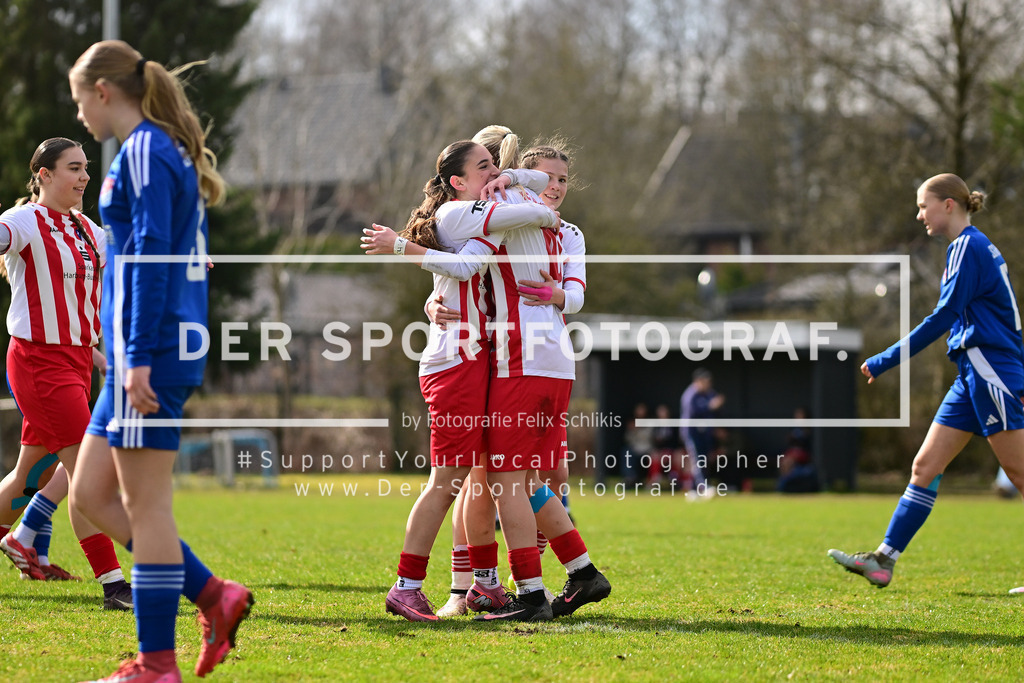Fußball I Juniorinnen I Saison 2025-2026 I Niedersachsenliga I 2. Spieltag I FC Rosengarten - SV TiMoNo I 120435 | Der Sportfotograf. - Realisiert mit Pictrs.com