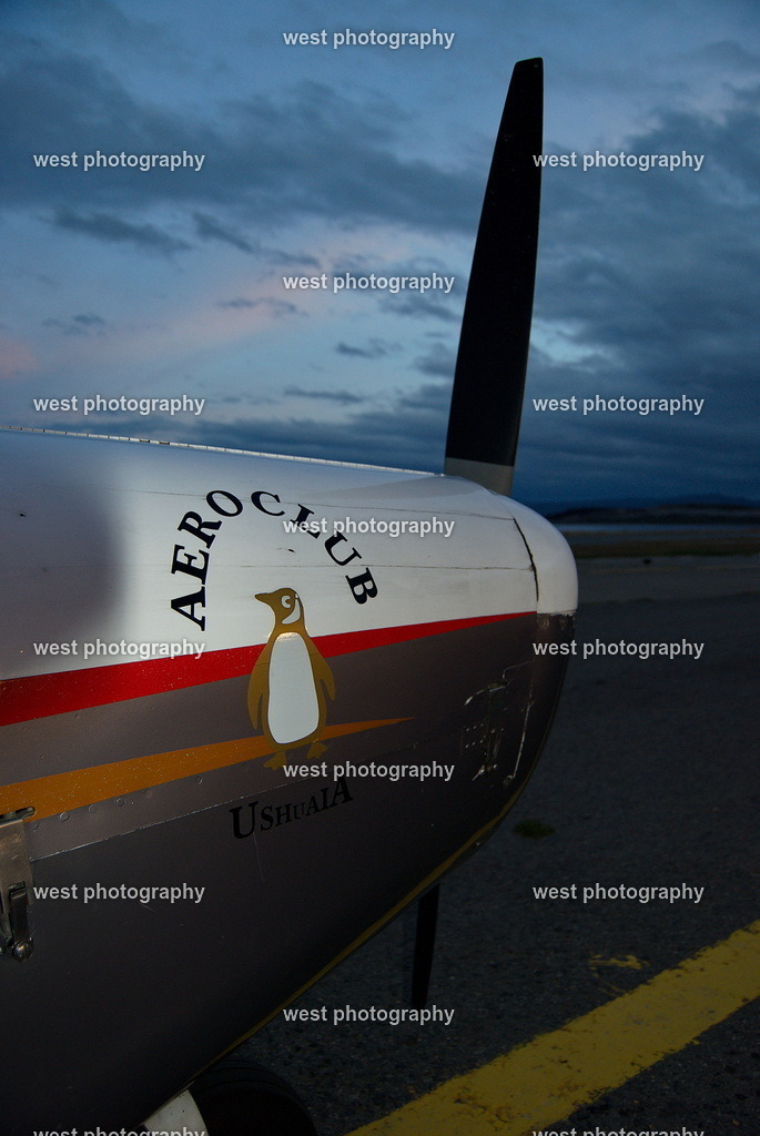 Aero Club Ushuaia - ARG 2011 | west photography - Realisiert mit Pictrs.com