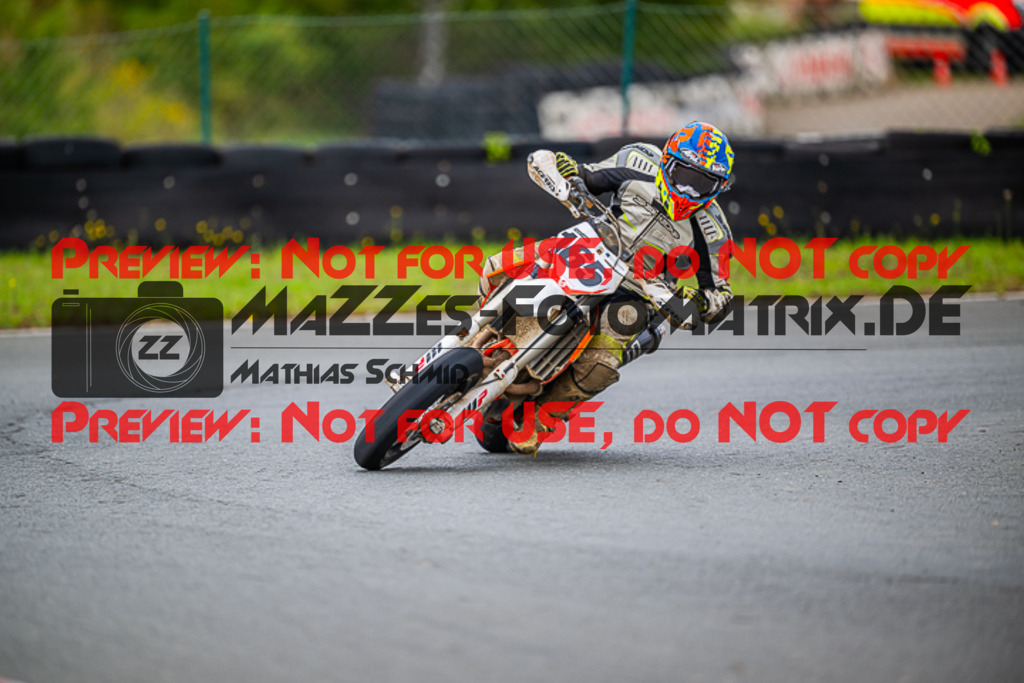 MaZZes_FotoMatrix_230813_6636 | UE40