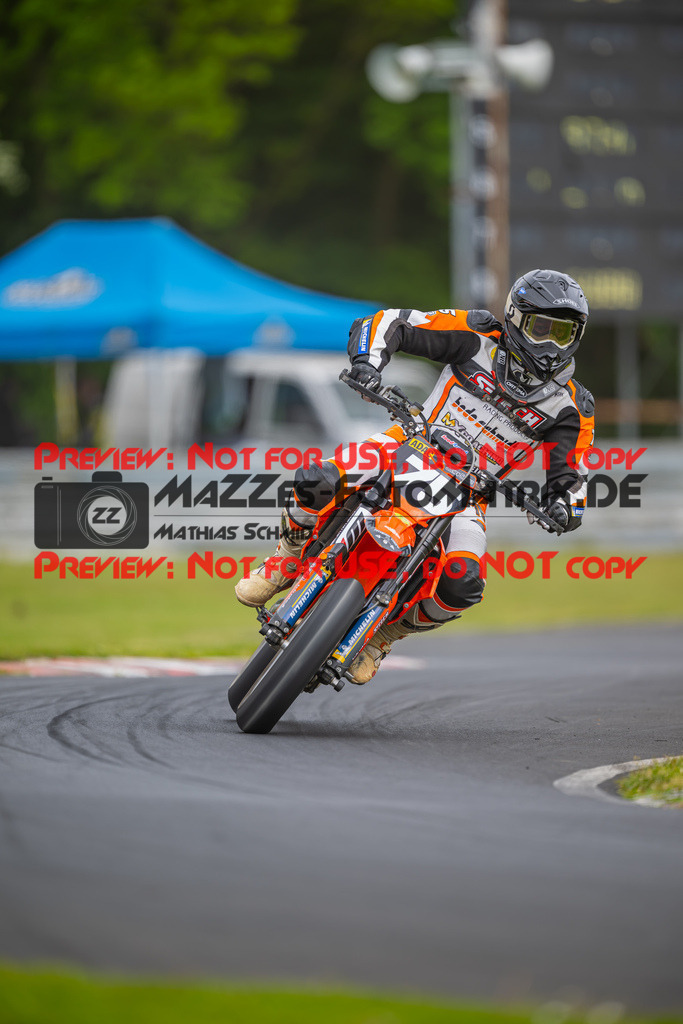 MaZZes-Fotomatrix-20260508-51577 | G1