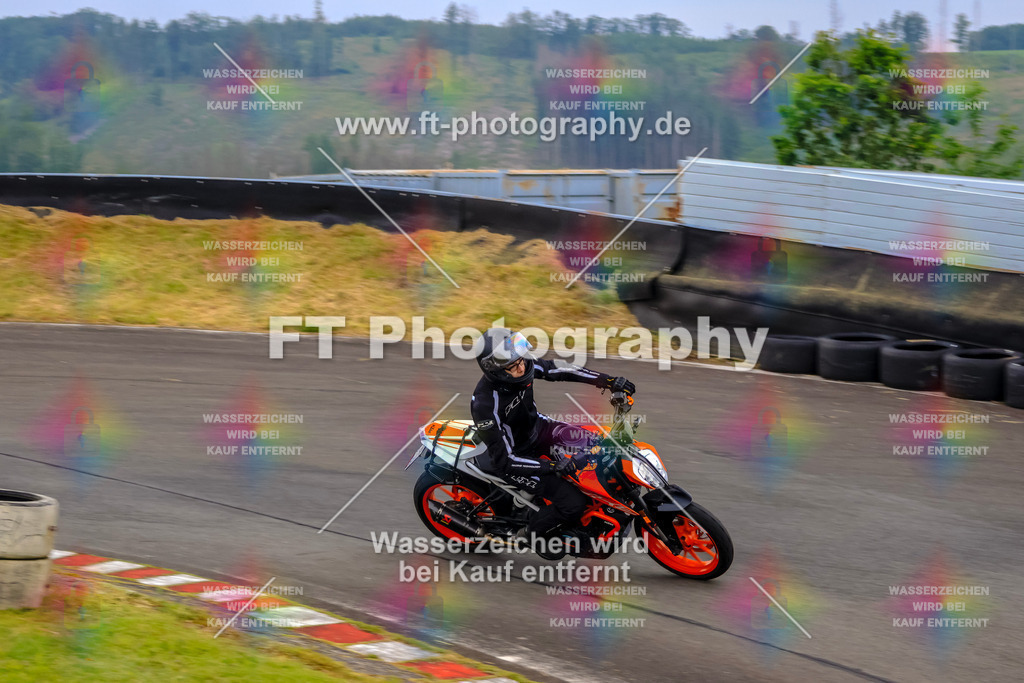 OBK-5947 | Hier findet Ihr Bilder von Touristenfahrten auf der Nürburgring Nordschleife oder von anderen Veranstaltungen die ich besucht habe. Viel Spass beim Durch Schauen 