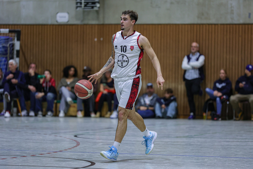 Regio BAYER GIANTS vs NEW Elephants Grevenbroich-45 | Fotos von Basketballspielen aus dem Raum NRW fotografiert von Gero Mueller-Laschet und Daniel Schaefer - Realisiert mit Pictrs.com