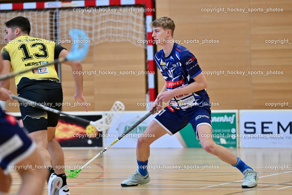 VSV Unihockey  vs. FBK Loka  | #13 Blaž Tomc FBK Loka, #41 Rok Kopavnik VSV Unihockey, VSV Unihockey  vs. FBK Loka , VSV Unihockey  vs. FBK Loka  am 25.01.2026 in Villach (Ballspielhalle St. Martin), Austria, (Photo by Bernd Stefan)