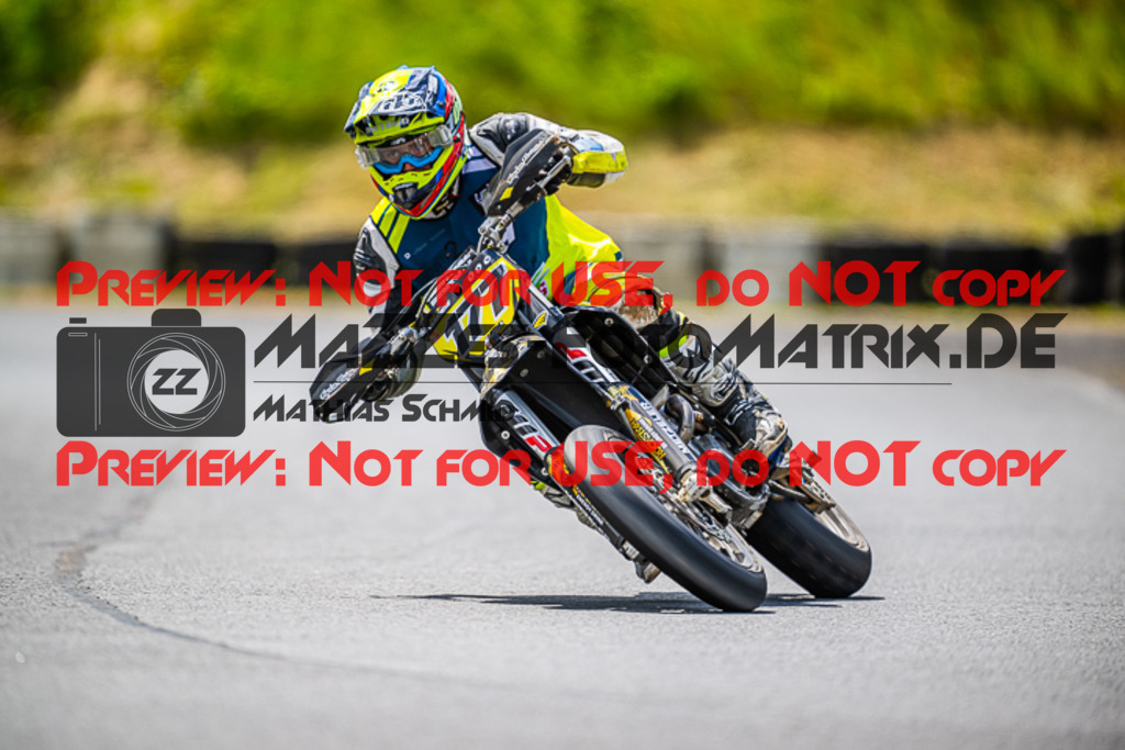 MaZZes_FotoMatrix_220528_1085 | Fotograf Mathias Schmid
Sportfotograf,
Eventfotograf,
Hochzeitsfotograf,
Portraitfotograf