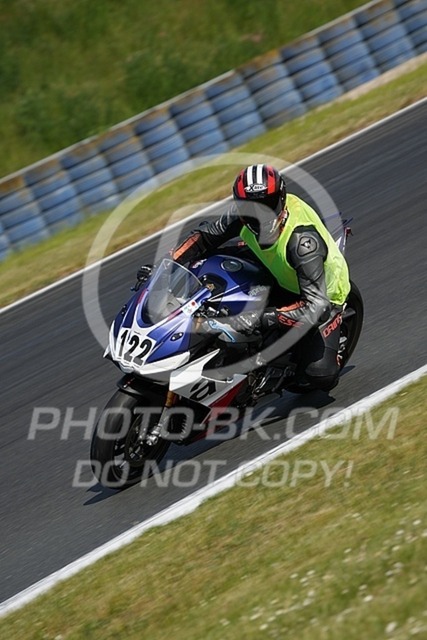 2025_05_12_PBK_14323 | Sportfotografie; SlowMotion; Video; Rennstrecke; Hafeneger; Speer; Racing; RSE; BMW; CBO; Trackday; Motorsportarena; Hockenheimring; Brno; Most; Barcelona; Valencia