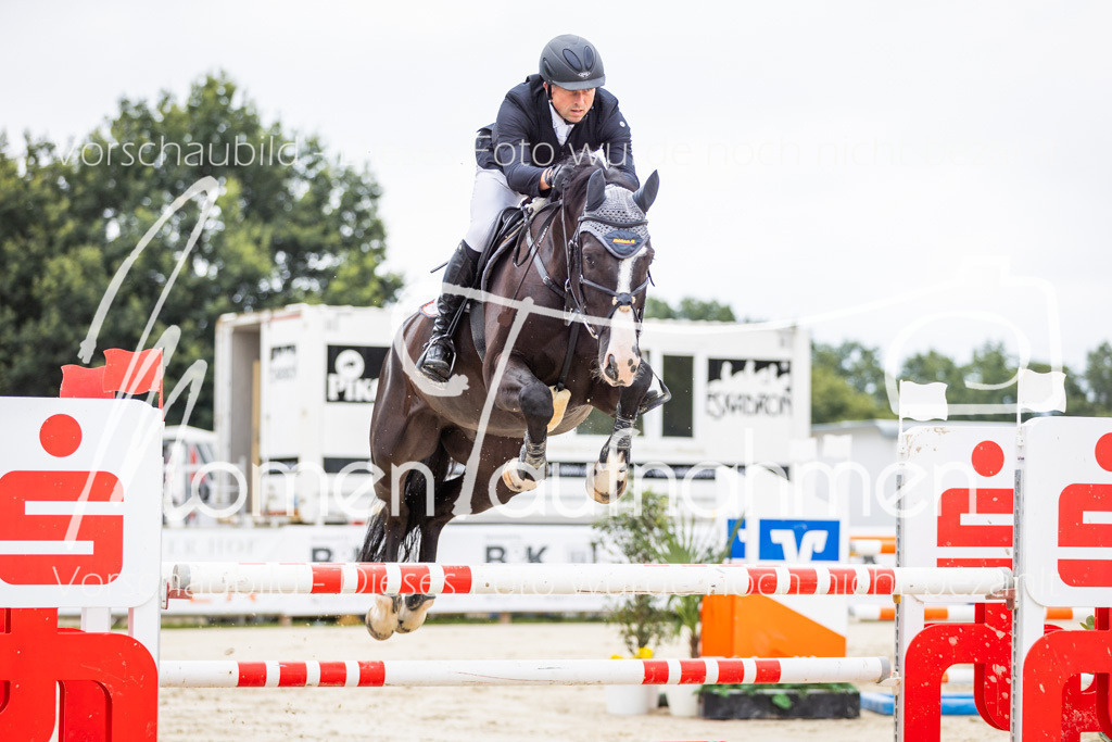 BHO-2PhSpr-M-5-2060 | MomenTaufnahmen Pferdesportfotos