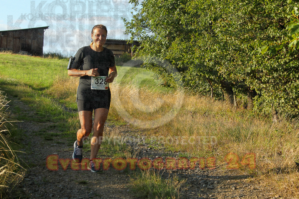 250801_1933_EV4_8801 | Sportfotografie im Rhein-Sieg Kreis, Köln, Bonn, NRW, Rheinland Pfalz, Hessen, etc. Unser Tätigkeitsfeld umfasst den Laufsport vom Volkslauf über den Marathon, Duathlon, Triathon bis zum Ultralauf wie Kölnpfad Ultra oder Schindertrail.