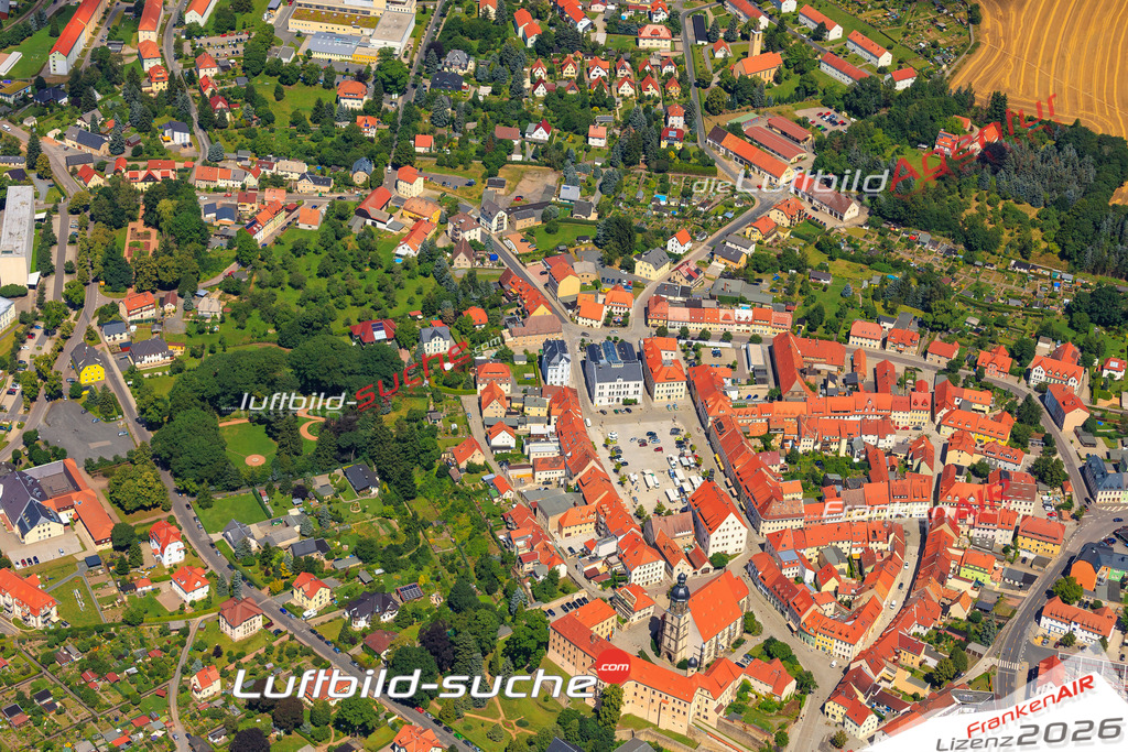 Die Luftaufnahme der Stadt Dippoldiswalde wurde vom UL-Flugzeug heraus erstellt ( keine Drohne )- hohe Auflösung für beste Qualität