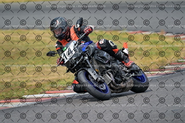 25bt05-1652 | markuskiefer.com - Realisiert mit Pictrs.com