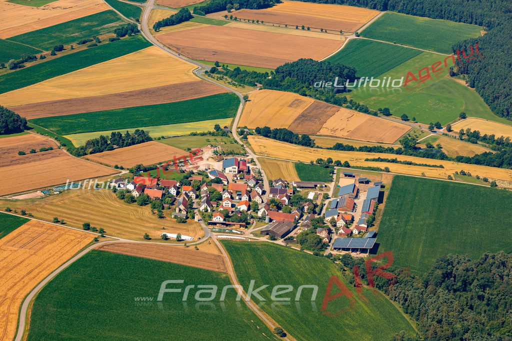 lindach-ruegland-professionelle-luftbilder-2731-jahr-2024 | Das Luftbild zeigt : Lindach Rügland - Die Luftaufnahme wurde 2024 vom UL-Flugzeug aus erstellt ( keine Drohne ) - Hochauflösende Luftaufnahme - Für grossformatige Ausdrucke geeignet. Die Geschenkidee !Mit Lizenz und Bildrechte bestellbar