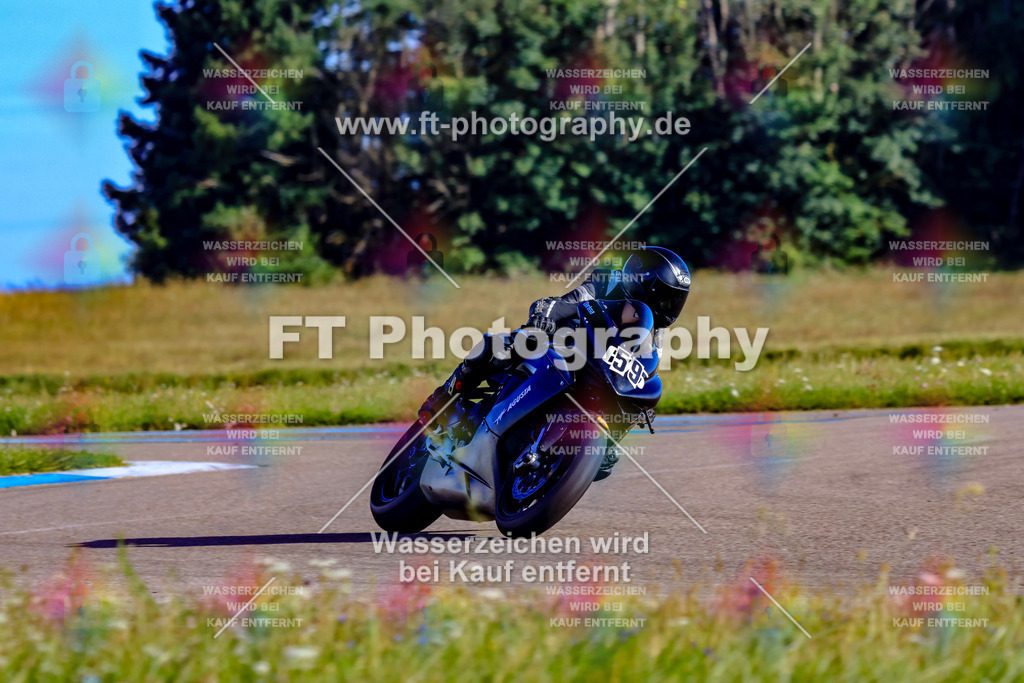 059-1223 | Hier findet Ihr Bilder von Touristenfahrten auf der Nürburgring Nordschleife oder von anderen Veranstaltungen die ich besucht habe. Viel Spass beim Durch Schauen 