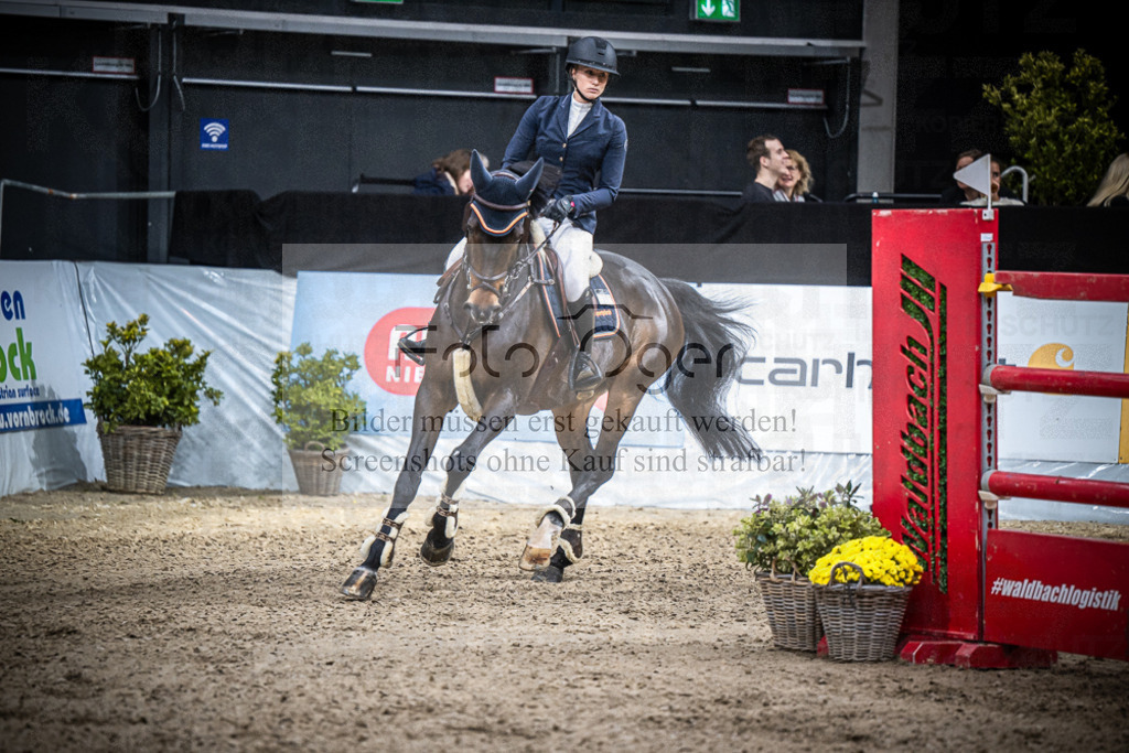 DOS_2100 | Entdecke hochwertige Reitturnierfotos von Foto Oger. Professionell, emotional und authentisch – jetzt Lieblingsmomente im Shop bestellen.Deutschlandweite Turnierfotografie. - Realisiert mit Pictrs.com