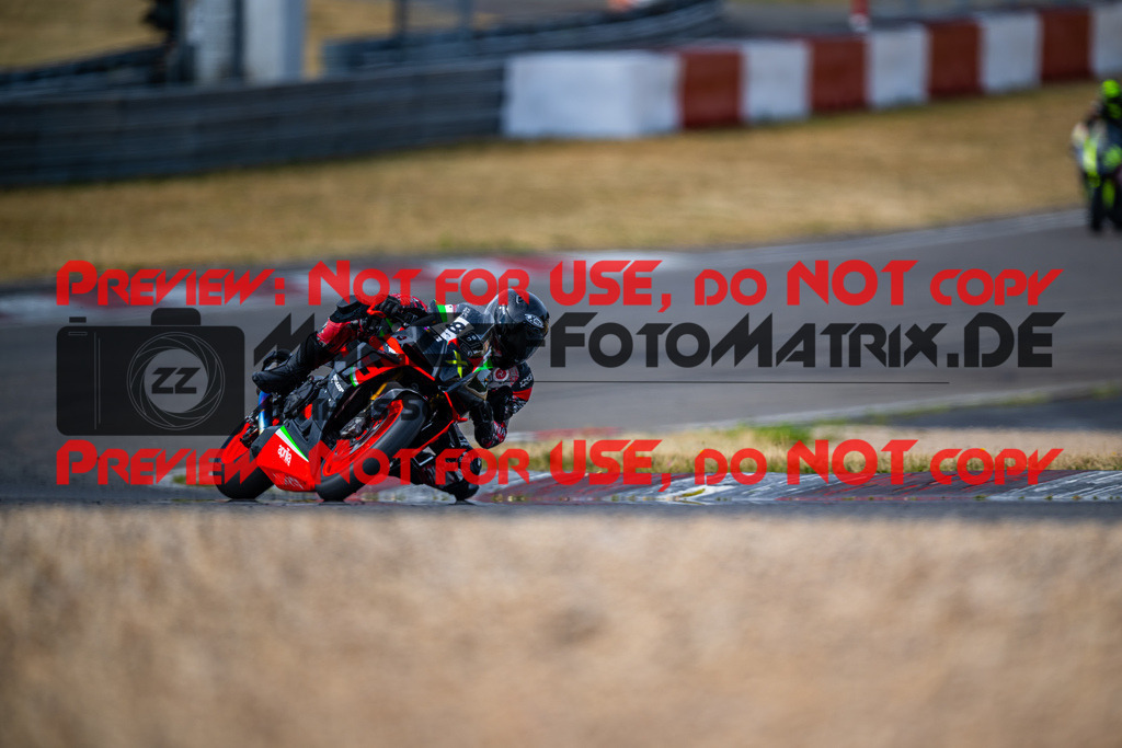 MaZZes_FotoMatrix_230719_9028 | WEISS