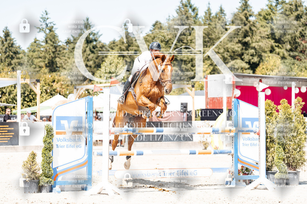 CK900692 | Turnierfotografie Pferdefotografie Trier Rheinland-Pfalz Pferdesport Reitsport Tierfotografie Sportfotografie Pferdevideo Pferdevideografie Equestrianvideography equestrianphotography  - Realisiert mit Pictrs.com
