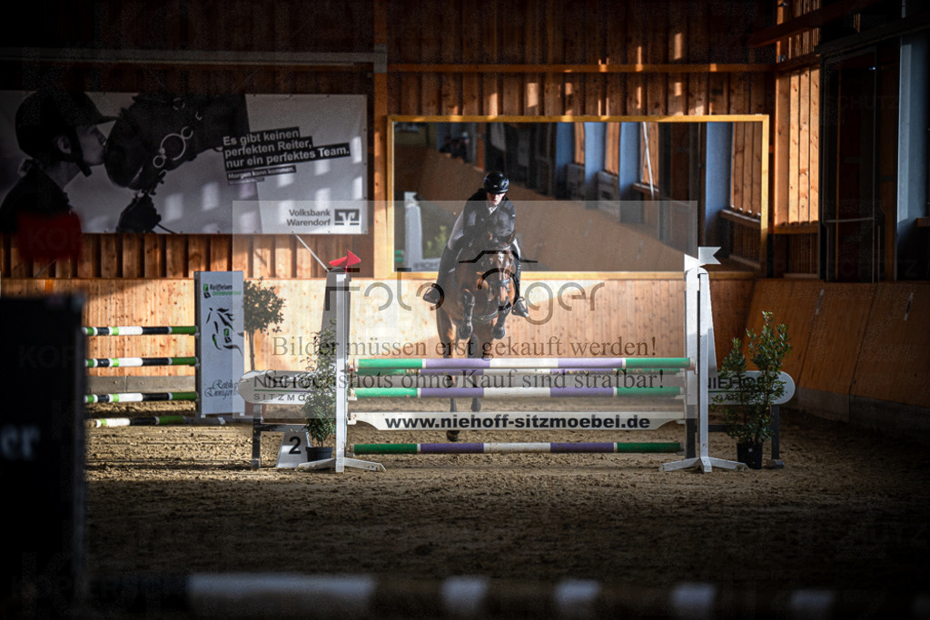 DOS_1029 | Entdecke hochwertige Reitturnierfotos von Foto Oger. Professionell, emotional und authentisch – jetzt Lieblingsmomente im Shop bestellen.Deutschlandweite Turnierfotografie. - Realisiert mit Pictrs.com