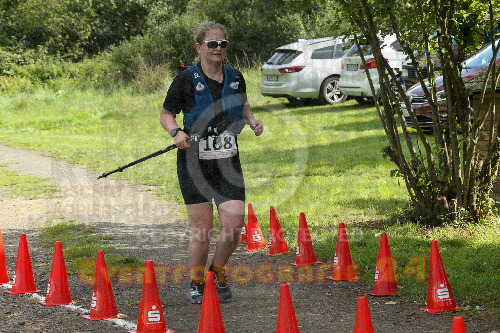 230826_1544_EX1_1431 | Sportfotografie im Rhein-Sieg Kreis, Köln, Bonn, NRW, Rheinland Pfalz, Hessen, etc. Unser Tätigkeitsfeld umfasst den Laufsport vom Volkslauf über den Marathon, Duathlon, Triathon bis zum Ultralauf wie Kölnpfad Ultra oder Schindertrail.