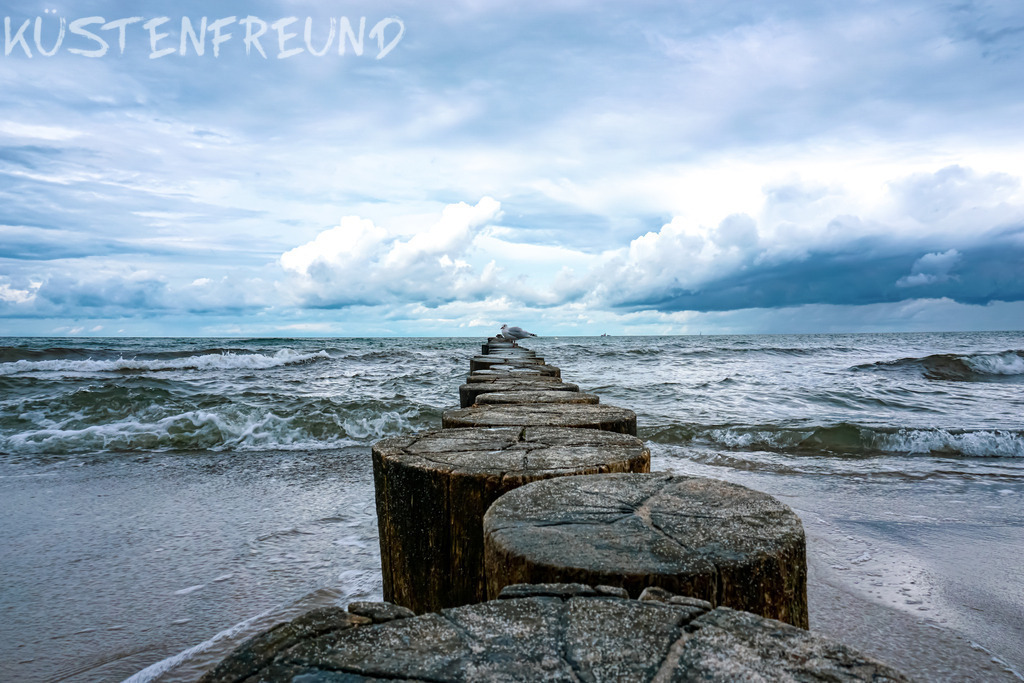 Wilde Wetter - Mystisch - Meerbilder | Entdecke deine Lieblingslandschaft von der Küste – auf Ostsee Leinwand, Nordsee Leinwand, Alu Dibond oder Acrylglas, passend für jeden Geschmack und Raum.