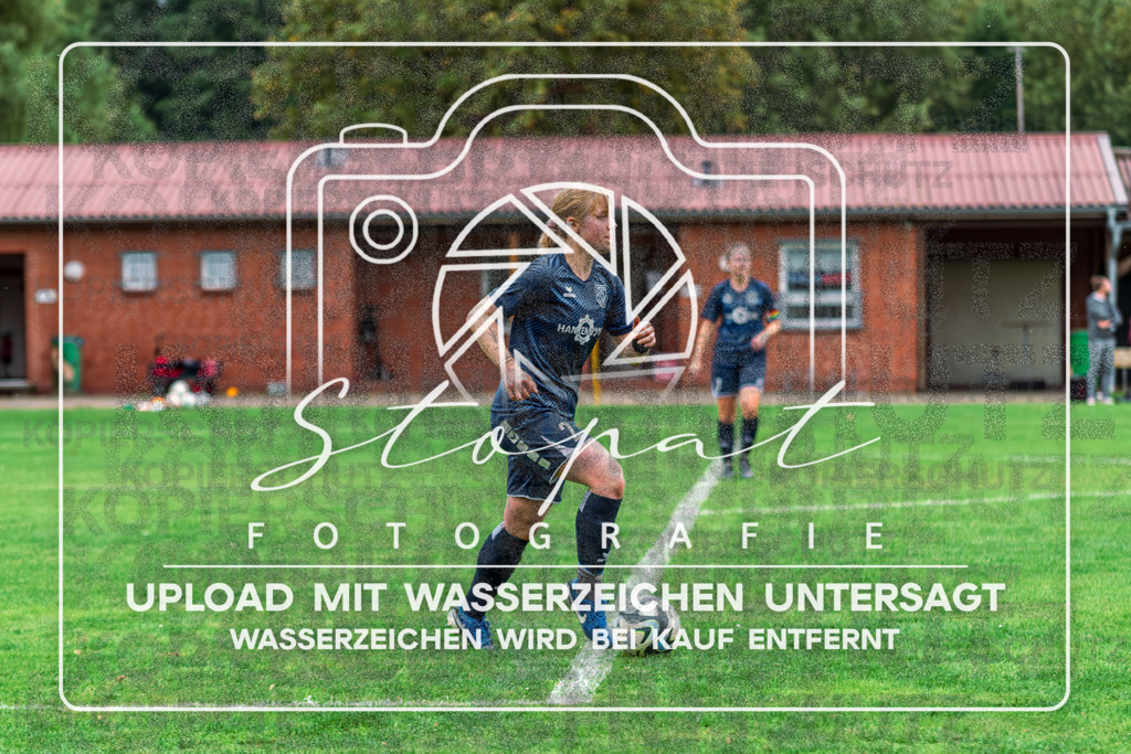 SFBSGF-1035 | Karina Böger (SF Bispingen #02) beim Damen Kreisliga HK/CE Spiel zwischen Sportfreunde Bispingen und SG Fulde im Sportplatz Steinbeck/Luhe, Bispingen (Simon Paul Stopat) - Realisiert mit Pictrs.com