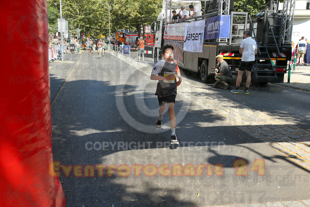 250621_1042_EX1_2179 | Sportfotografie im Rhein-Sieg Kreis, Köln, Bonn, NRW, Rheinland Pfalz, Hessen, etc. Unser Tätigkeitsfeld umfasst den Laufsport vom Volkslauf über den Marathon, Duathlon, Triathon bis zum Ultralauf wie Kölnpfad Ultra oder Schindertrail.