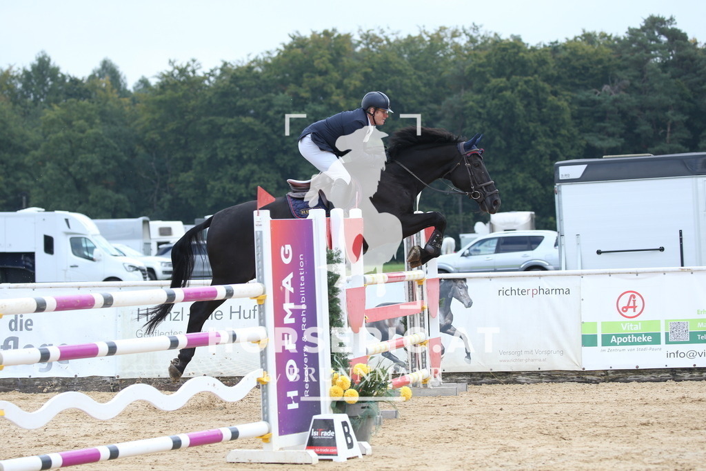 DL2Q4713 | Willkommen bei Brunnmayr - Design & Fotografie – Ihrem Spezialisten für Reitturniere und Pferdeveranstaltungen in Oberösterreich, Salzburg und Bayern! Seit über 17 Jahren sind wir leidenschaftlich dabei.