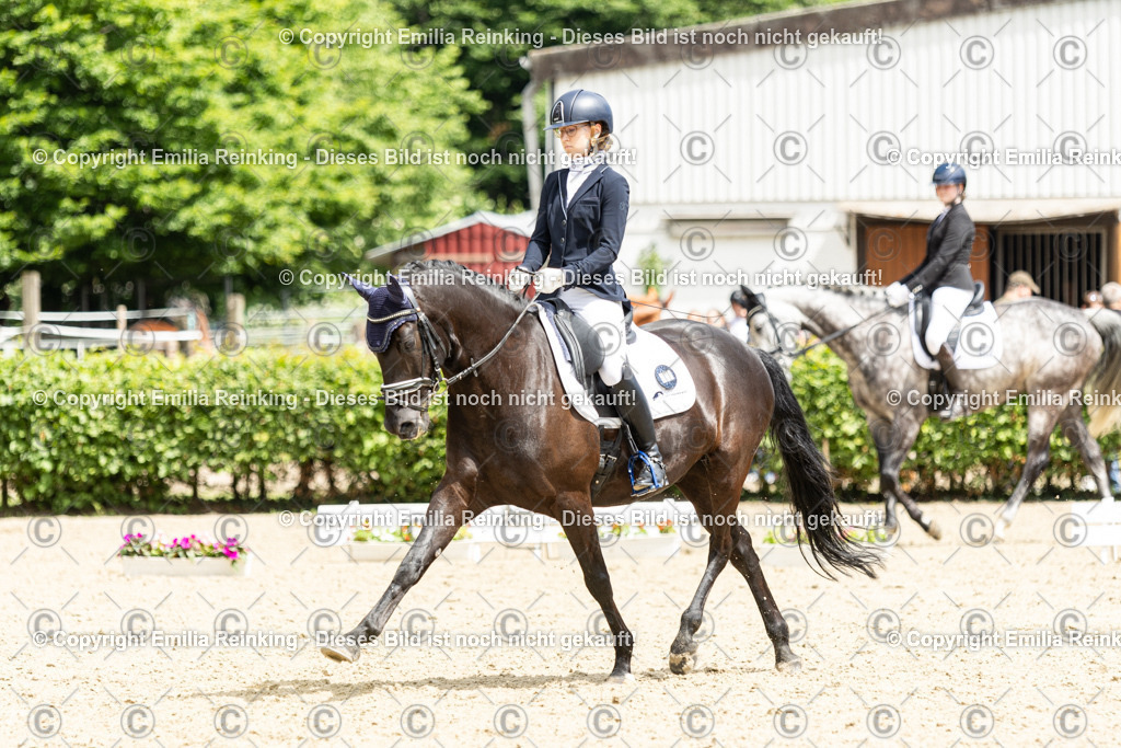 CL5A2116 | Emilia Reinking Fotografie - Realisiert mit Pictrs.com