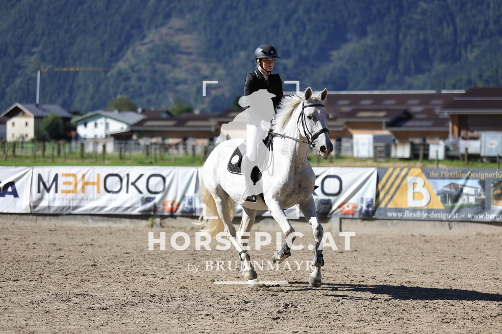 0P6A4930 | Willkommen bei Brunnmayr - Design & Fotografie – Ihrem Spezialisten für Reitturniere und Pferdeveranstaltungen in Oberösterreich, Salzburg und Bayern! Seit über 17 Jahren sind wir leidenschaftlich dabei.