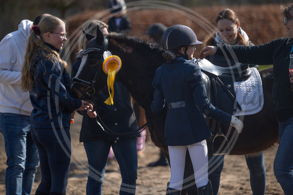 994A9423 | sabrinanicolaifotografie - Realisiert mit Pictrs.com