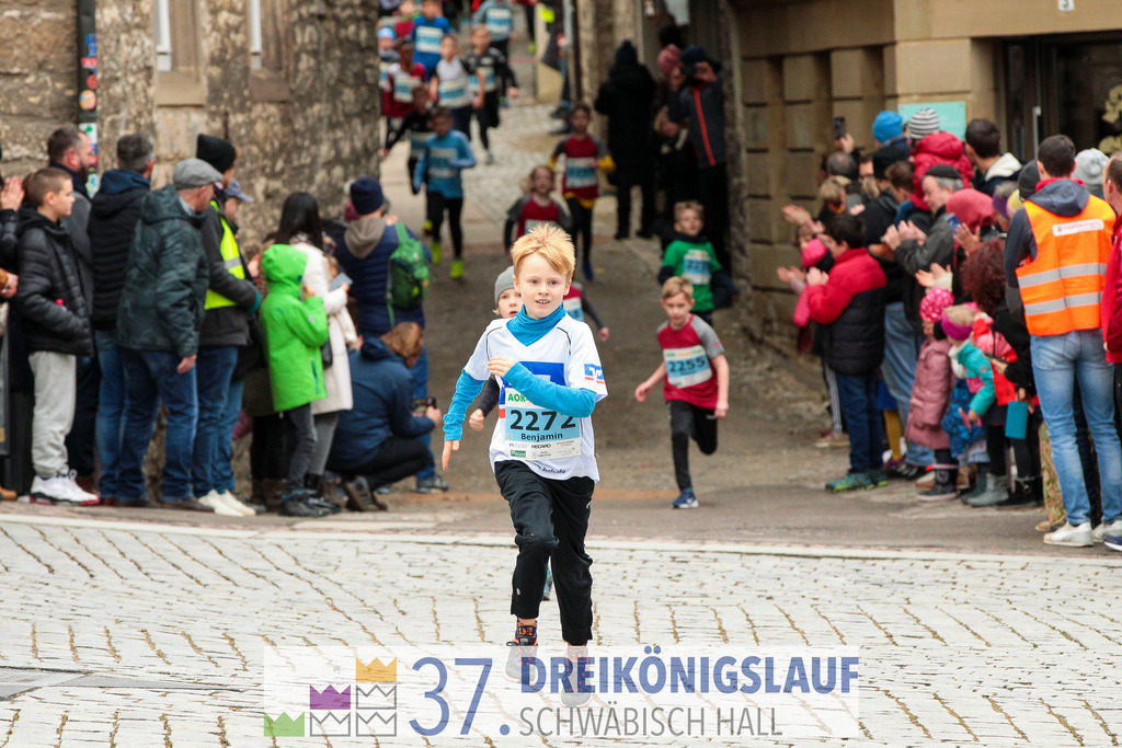 AOK JuniorCup 400m | 3Koenigslauf 2023 - Realisiert mit Pictrs.com