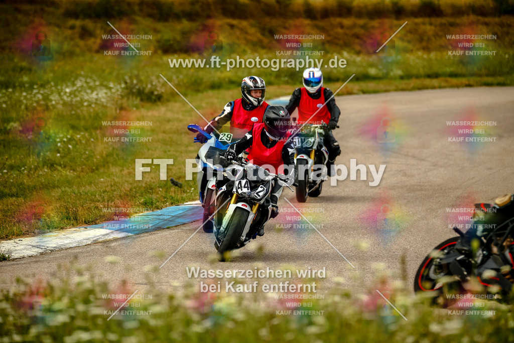 Chambley Juli-0933 | Hier findet Ihr Bilder von Touristenfahrten auf der Nürburgring Nordschleife oder von anderen Veranstaltungen die ich besucht habe. Viel Spass beim Durch Schauen 