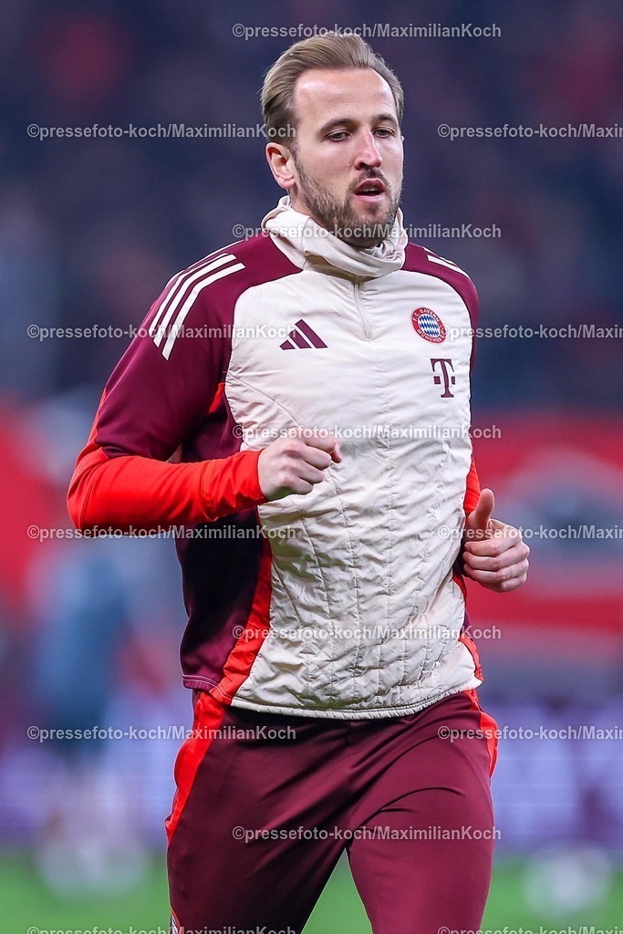 UCL11032502162 | 11.03.2025, Fußball, UEFA Champions League, Bayer 04 Leverkusen - FC Bayern München, Achtelfinale Rückspiel, BayArena, Saison 2024 2025: Harry Kane (FC Bayern #9)DFB regulations prohibit any use of photographs as image sequences and or quasi-video.