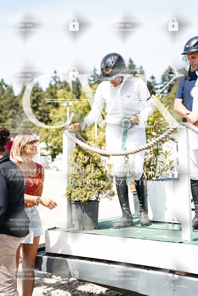 CK704158 | Turnierfotografie Pferdefotografie Trier Rheinland-Pfalz Pferdesport Reitsport Tierfotografie Sportfotografie Pferdevideo Pferdevideografie Equestrianvideography equestrianphotography  - Realisiert mit Pictrs.com