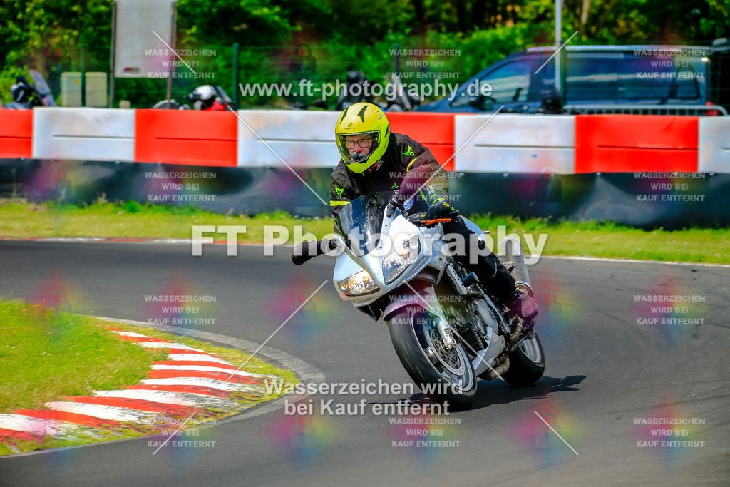 _NBG4513 | Hier findet Ihr Bilder von Touristenfahrten auf der Nürburgring Nordschleife oder von anderen Veranstaltungen die ich besucht habe. Viel Spass beim Durch Schauen 