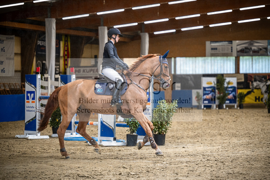 DOS_1819 | Entdecke hochwertige Reitturnierfotos von Foto Oger. Professionell, emotional und authentisch – jetzt Lieblingsmomente im Shop bestellen. - Realisiert mit Pictrs.com