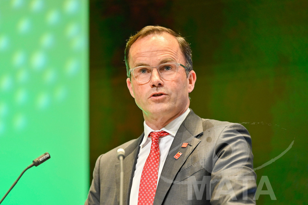 _DWA8001 | MATA IndoCon - Realisiert mit Pictrs.com