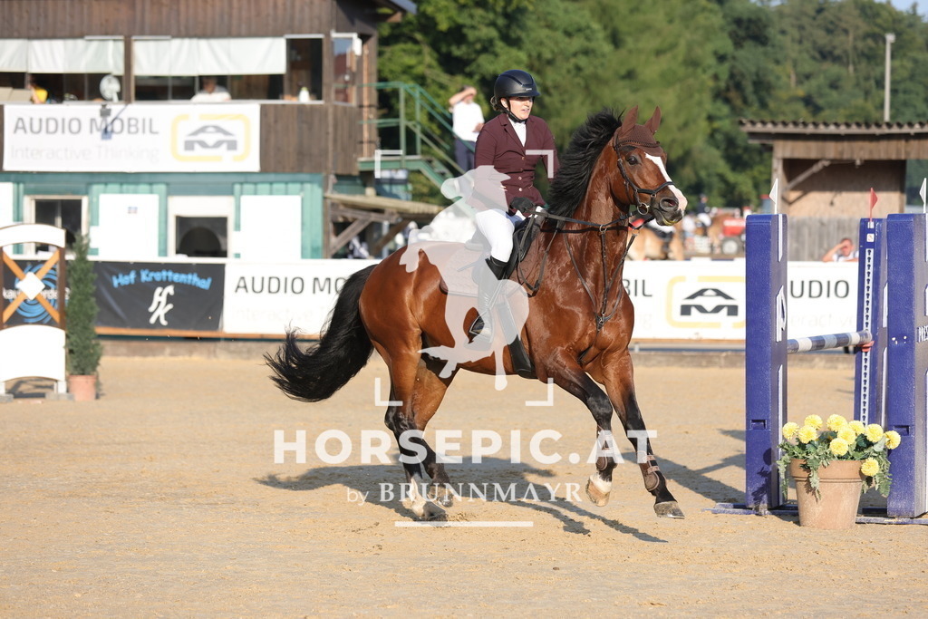 0P6A3755 | Willkommen bei Brunnmayr - Design & Fotografie – Ihrem Spezialisten für Reitturniere und Pferdeveranstaltungen in Oberösterreich, Salzburg und Bayern! Seit über 17 Jahren sind wir leidenschaftlich dabei.