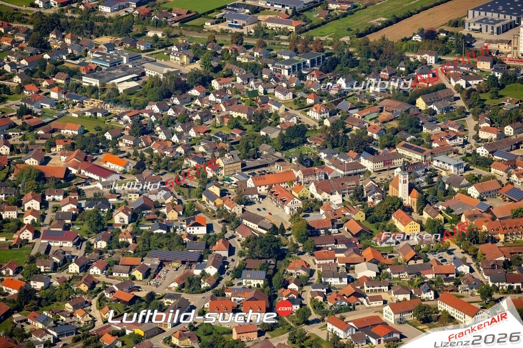 Das Luftbild zeigt :  Wallersdorf - Die Luftaufnahme wurde 2023 vom UL-Flugzeug aus erstellt ( keine Drohne ) - Hochauflösende Luftaufnahme - Für grossformatige Ausdrucke geeignet. Die Geschenkidee !Mit Lizenz und Bildrechte bestellbar