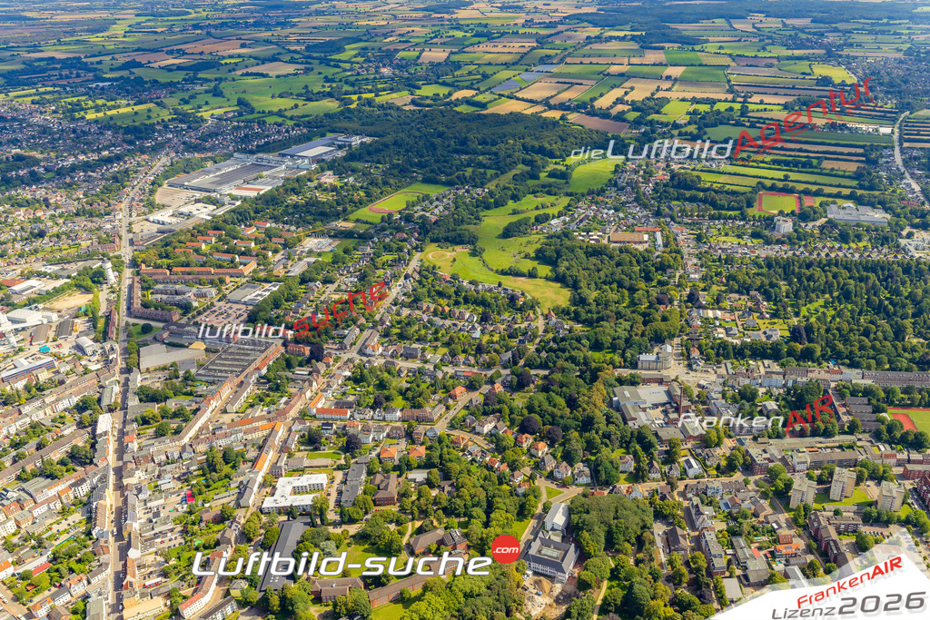 Luftaufnahme Brachenfeld Neumünster - Die Luftaufnahme wurde 2025 vom UL-Flugzeug heraus erstellt ( ohne Drohne ) - Hochauflösende Luftaufnahme - für professionelle Ausdrucke geeignet. Die Geschenkidee !Mit Lizenz und Bildrechte bestellbar