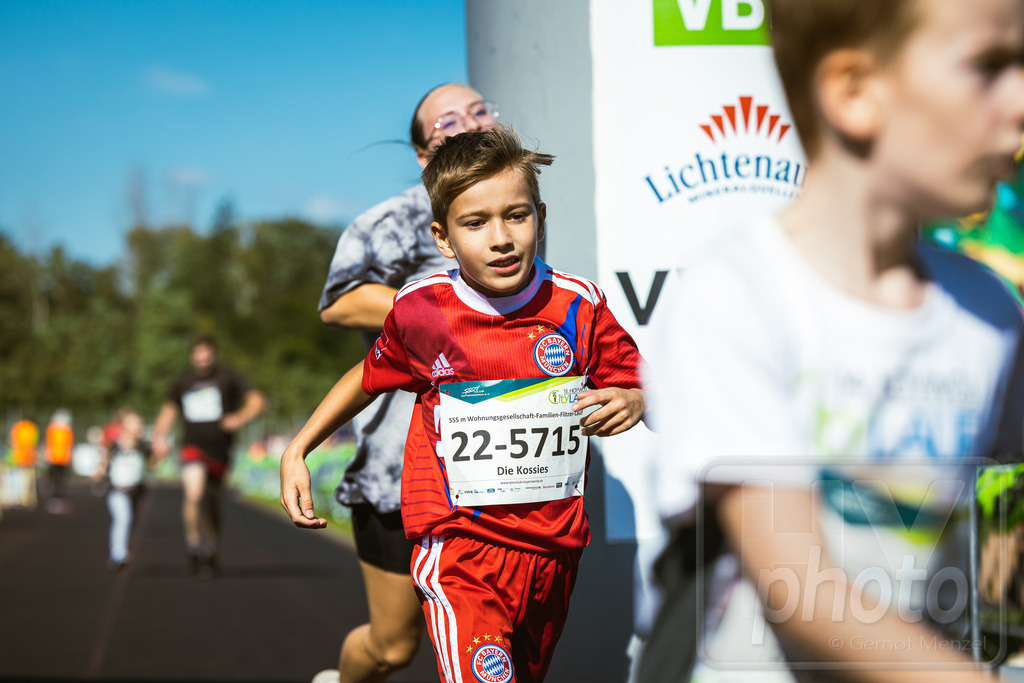 16. Hoywoj-CityLauf im Sportforum Hoyerswerda - 16.09.2023 | 555m Wohnungsgesellschaft-Familien-Flitzer-Lauf - Realisiert mit Pictrs.com
