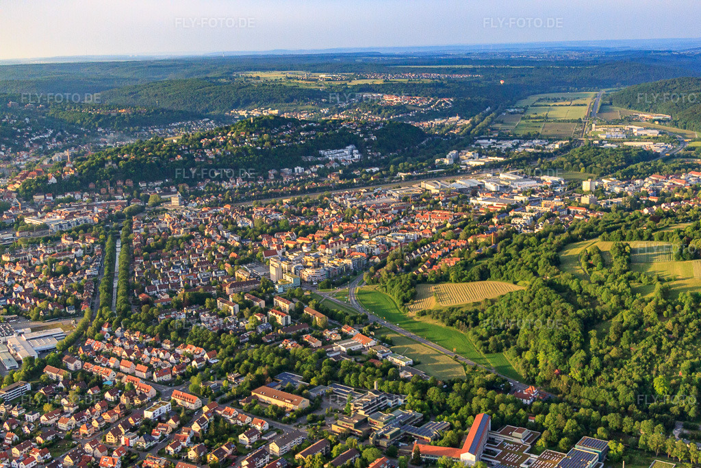 Luftbild: Hechinger Straße in Tübingen im Bundesland Baden-Württemberg in Deutschland. – Foto: IMG_66961.jpg vom 07.06.2014 durch Werner Riehm/FLY-FOTO.de – Auflösung des Originals: 4752 x 3168 px