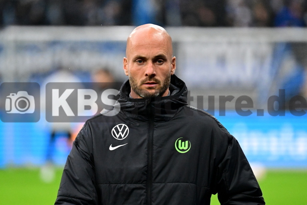 KBS Picture_HSV-Wolfsburg_002 | Simonis Paul Trainer (VfL Wolfsburg) ,Sportplatz :  Volksparkstadion, - Realisiert mit Pictrs.com