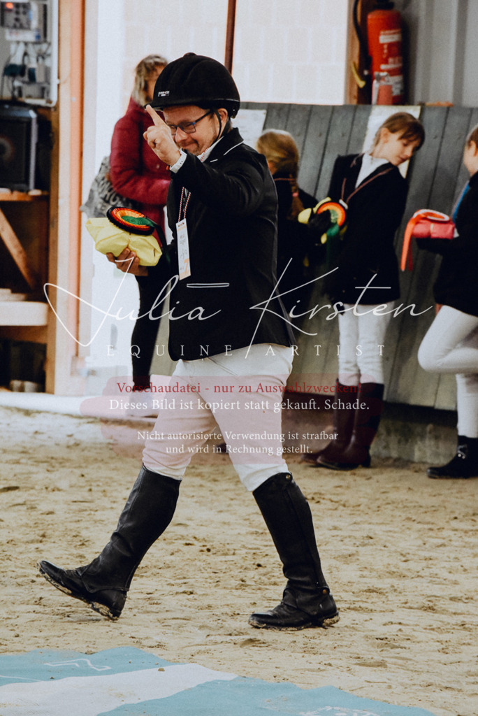 DSC_7069 | Pferde- und Turnierfotografie in Westsachsen. Pferdeportraits, Auftragszeichnungen und intuitive Kunst.