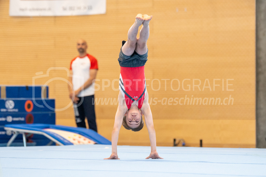 104. Zürcher Kunstturnertage Neftenbach - 15. May 2022 | 104. Zürcher Kunstturnertage Neftenbach
Turnhalle Ebni, Neftenbach
Programm 1 (P1)
Bild: Sportfotografie Markus Aeschimann | www.markus-aeschimann.ch - Realisiert mit Pictrs.com