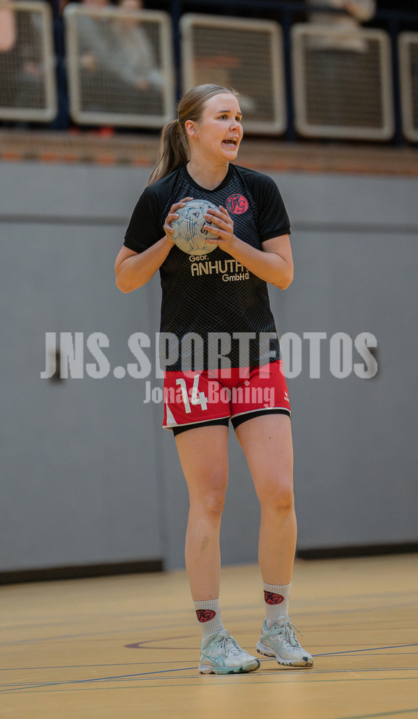 Handball I Frauen I Saison 2025-2026 I Landesliga HR West I 10. Spieltag I TuS Frisia Goldenstedt - SV Falke Steinfeld I 026 | Sina Engelmann (14,TuS Frisia Goldenstedt)  - Realisiert mit Pictrs.com
