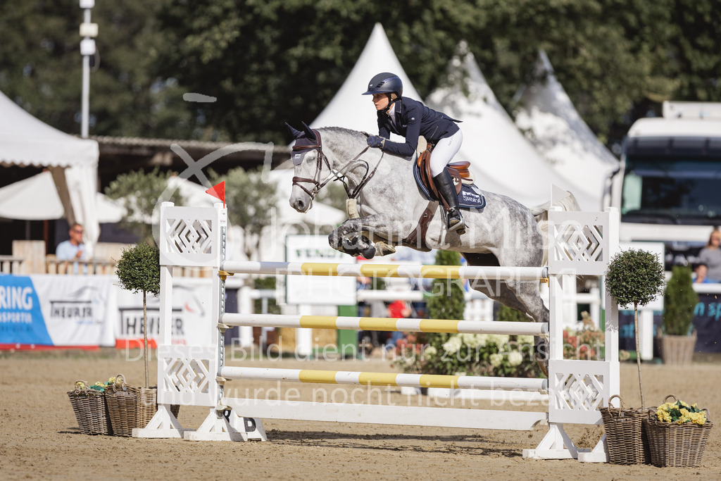 230903_HKM-BCH_Finale6j-103 | Deine schönsten Turniermomente als professionelle Fotos! Entdecke hochwertige Pferdesport-Fotografie im Online-Shop. Jetzt Fotos finden & bestellen!