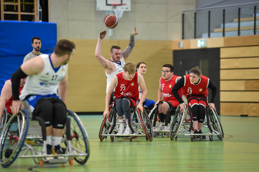 2024-03-17-0729 | #, RSKV Tübingen vs. BG Baskets Hamburg, Rollstuhlbasketball 2. Bundesliga, Saison 2023/24, 17.03.2024
Foto: Ralph Kunze - Realisiert mit Pictrs.com